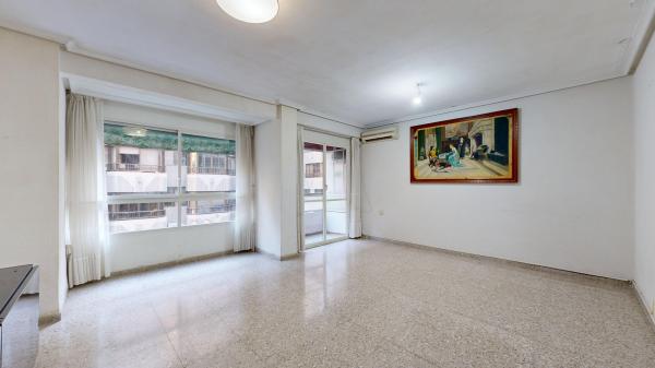 ¡oportunidad única en el corazón de Alicante! photo 1