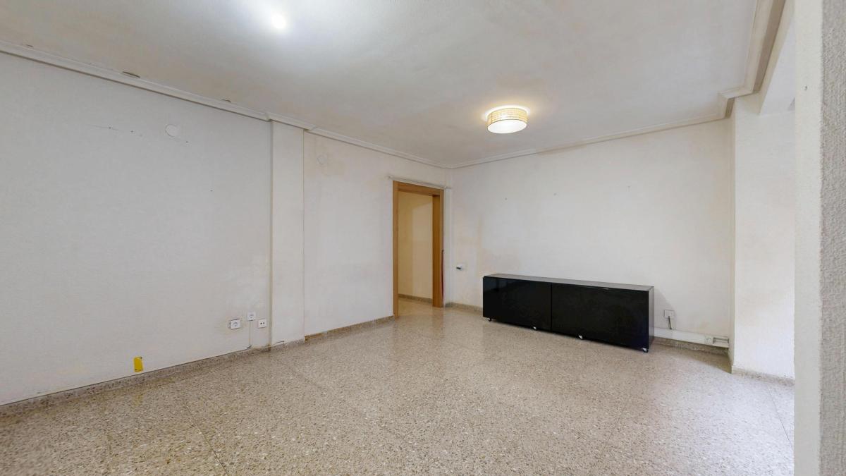 Venta de piso en centro, Alicante / Alacant
 photo 2