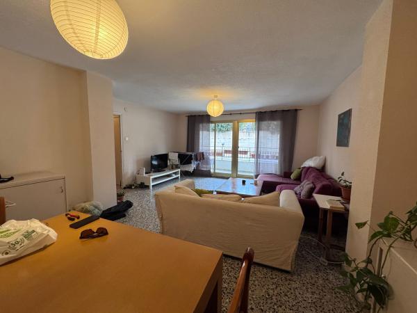 Продажа квартиры на Barrio San Blas, 1, Аликанте / Алакант
 photo 2