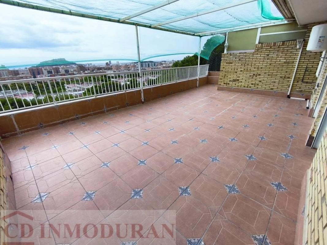 Duplex sale in Colegio Juan XXIII-Miradores, 5, Alicante photo 4