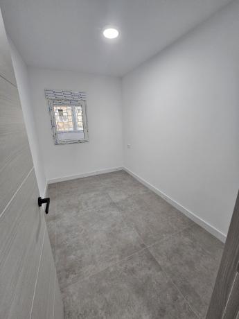 Venta de piso en Alcalde Alfonso de rojas, 8, Alicante / Alacant thumbnail 2