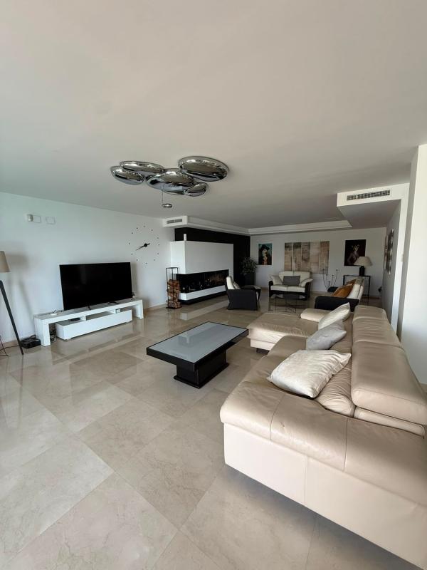 Properties for sale and rent in Spain photo 3