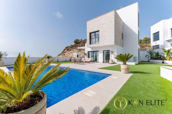 Casa o chalet independiente en Avenida Barcelona, Balcón de Finestrat-Terra Marina, Finestrat thumbnail 1