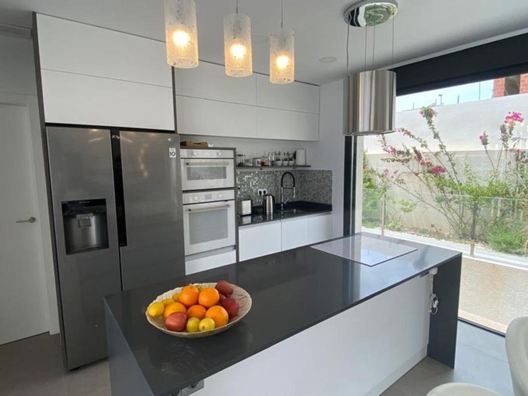 Properties for sale and rent in Spain photo 5