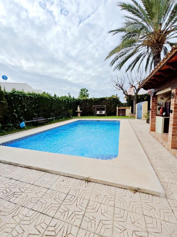 Properties for sale and rent in Spain photo 4