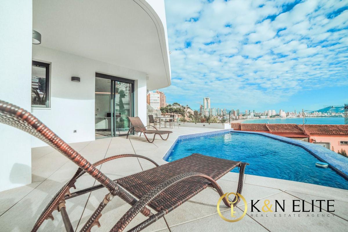 Продажа дуплекса на Dúplex en Calle Oviedo, Playa de Poniente, Benidorm, Бенидорм photo 4