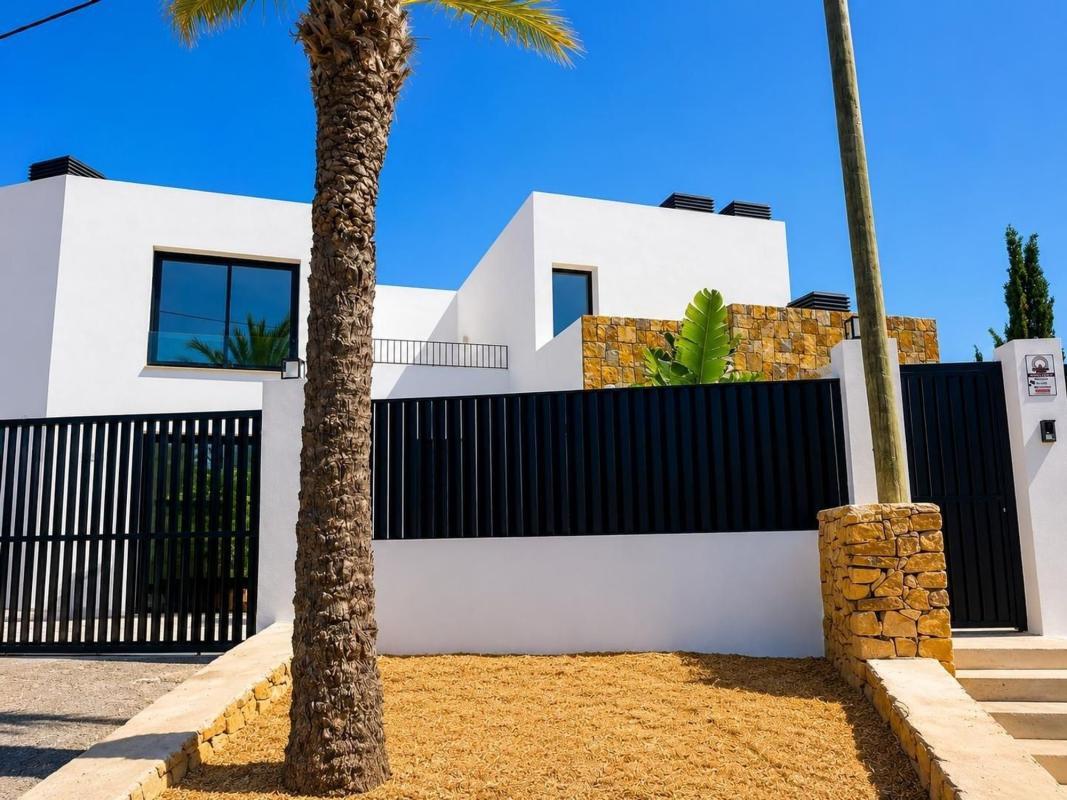 Propiedades en venta y alquiler en España photo 2