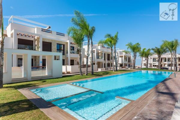 Ático en venta en  Ático en Los Balcones - Los Altos del Edén, Torrevieja, Torrevieja photo 1