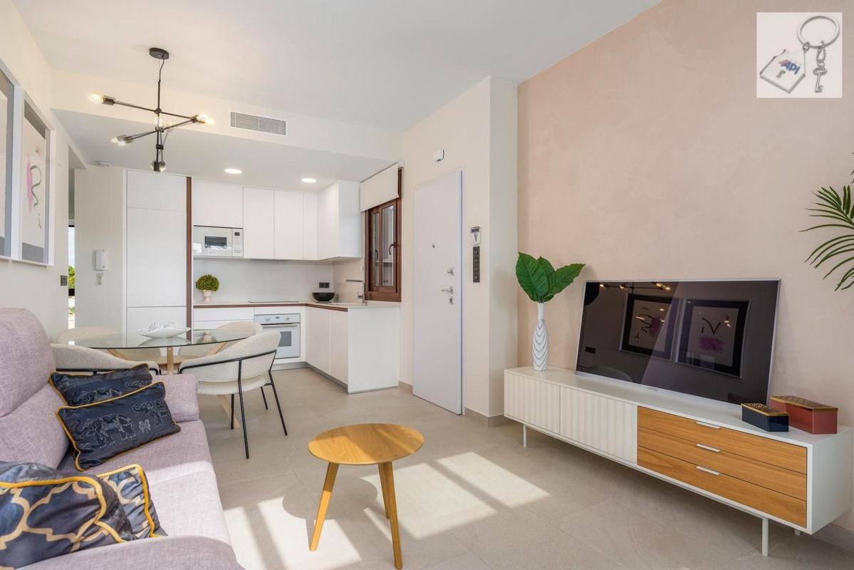 Продажа пентхауса на  Ático en Los Balcones - Los Altos del Edén, Torrevieja, Торревьеха photo 4