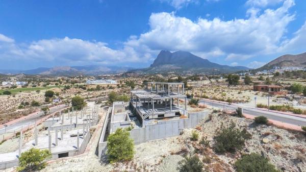 Building Residential of 980m2 for sale in Finestrat photo 1