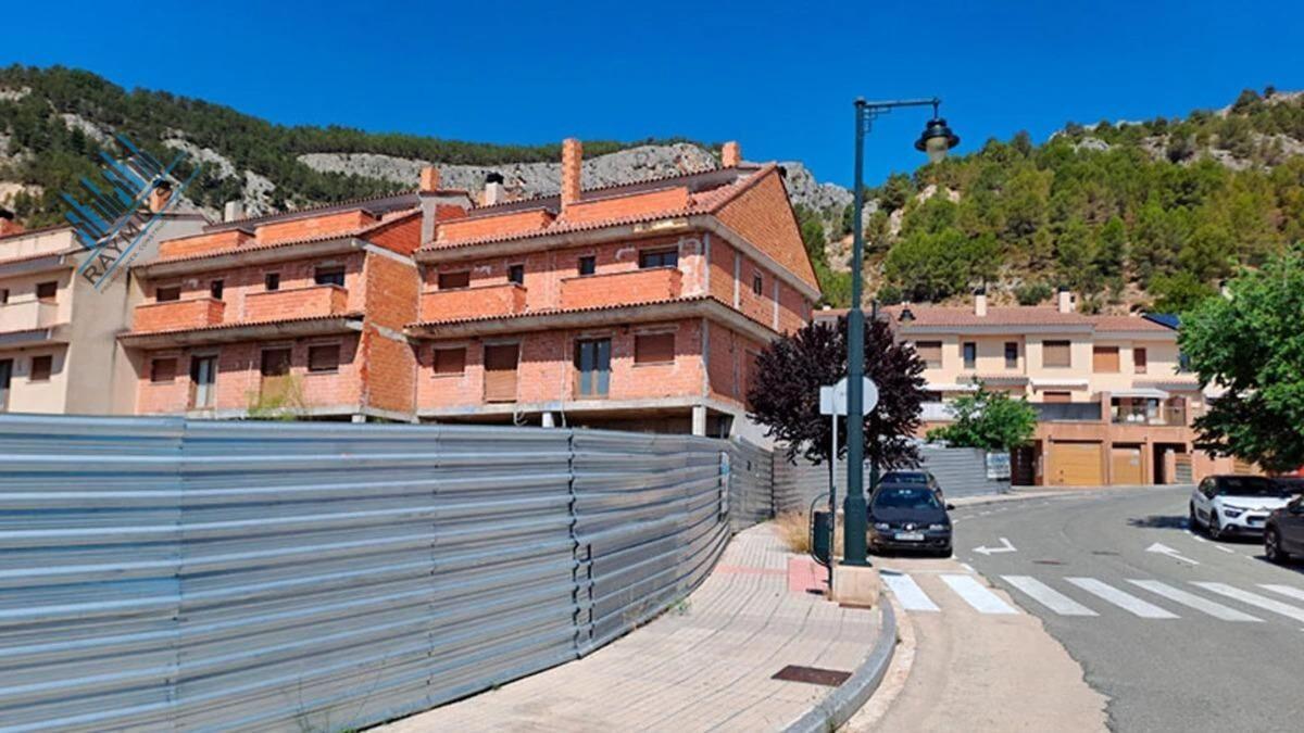 Building Residential of 3648m2 for sale in Alcoy photo 3