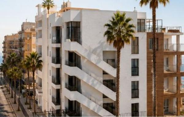 Edificio de uso mixto en Avenida de la Armada Española s/n, Calas de Santa Pola este, Santa Pola photo 1
