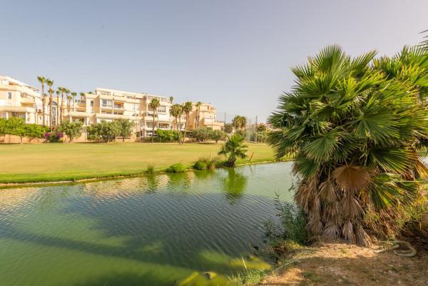 Chalet adosado en Alicante Golf, Alicante / Alacant thumbnail 1