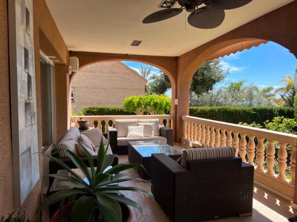 Частный шале на продаже в  Casa o chalet en Cabo de las Huertas, Alicante / Alacant, Аликанте / Алакант photo 4