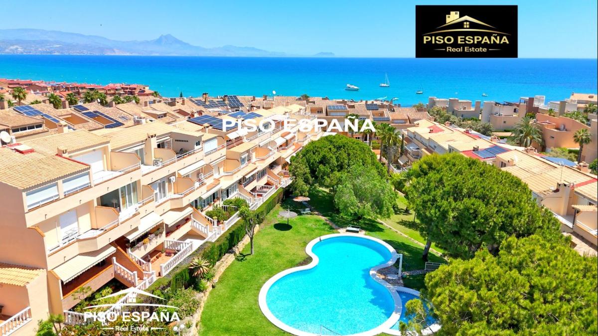 Sprzedaż szeregowego domku w Chalet adosado en Atun, Cabo de las Huertas, Alicante / Alacant , Alicante / Alacant photo 1