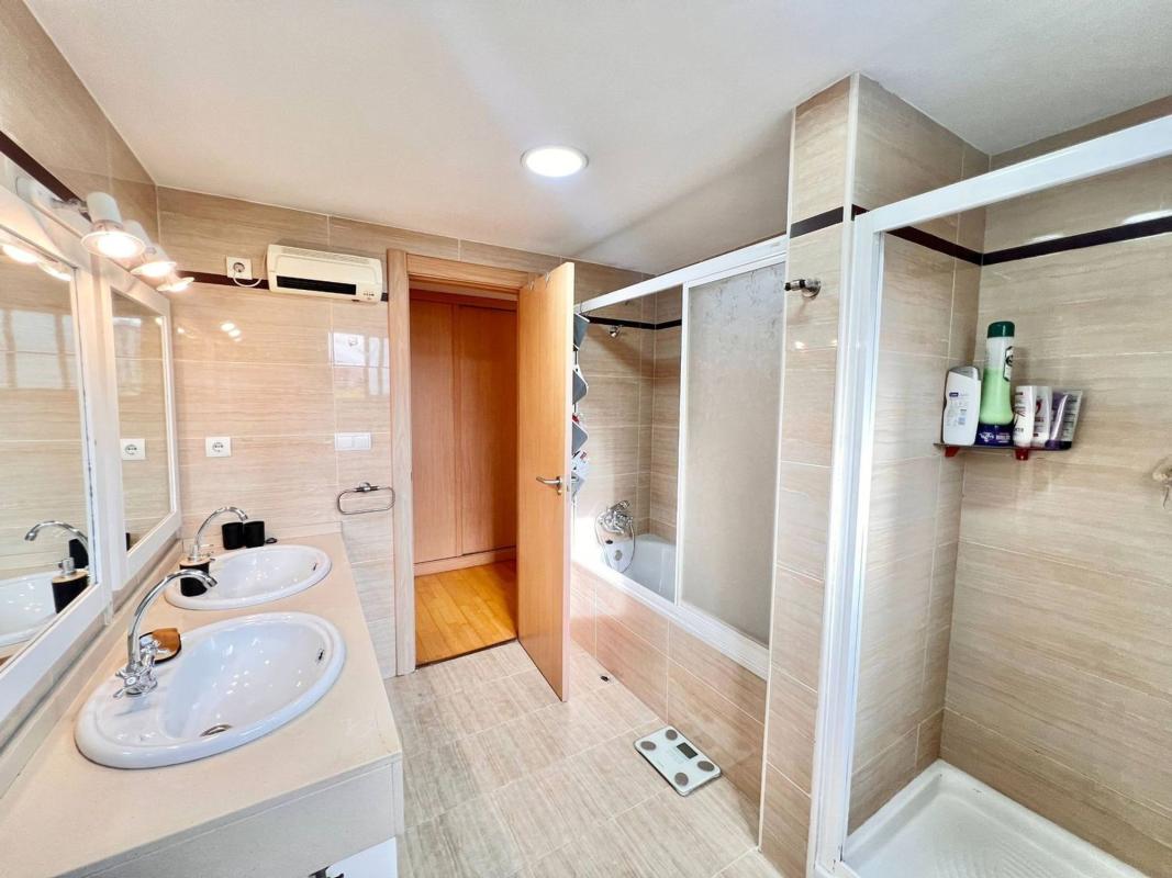 Sale of townhouse in Chalet adosado en Alicante Golf, Alicante / Alacant , Alicante photo 5