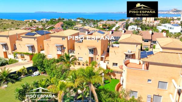 Casa o chalet independiente en Calle del Sargo, Cabo de las Huertas, Alicante / Alacant thumbnail 1