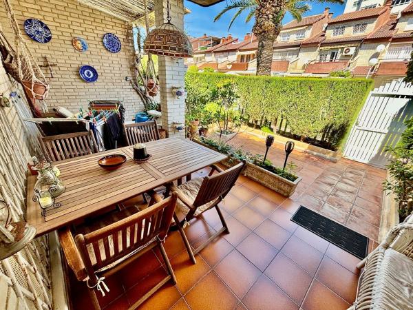 Chalet adosado en Cabo de las Huertas, Alicante / Alacant photo 1