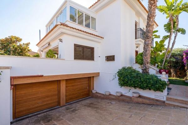 Casa o chalet independiente en Calle Enric Valor, 16, Alicante Golf, Alicante / Alacant photo 1