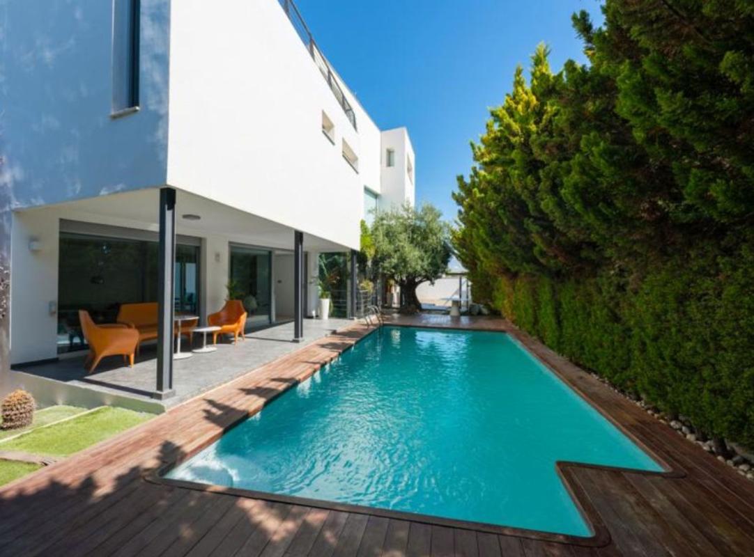 Properties for sale and rent in Spain photo 2