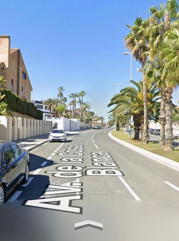 Properties for sale and rent in Spain photo 4