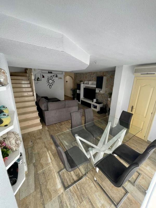 Sale of townhouse in Chalet adosado en Calle Arpón, Cabo de las Huertas, Alicante / Alacant , Alicante photo 2