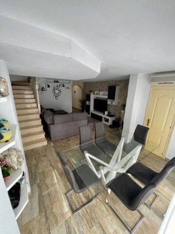 Chalet adosado en Calle Arpón, Cabo de las Huertas, Alicante / Alacant thumbnail 1