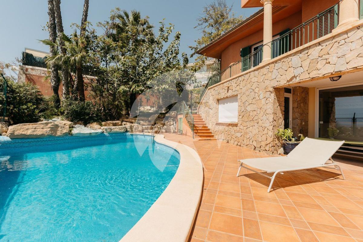 Properties for sale and rent in Spain photo 5
