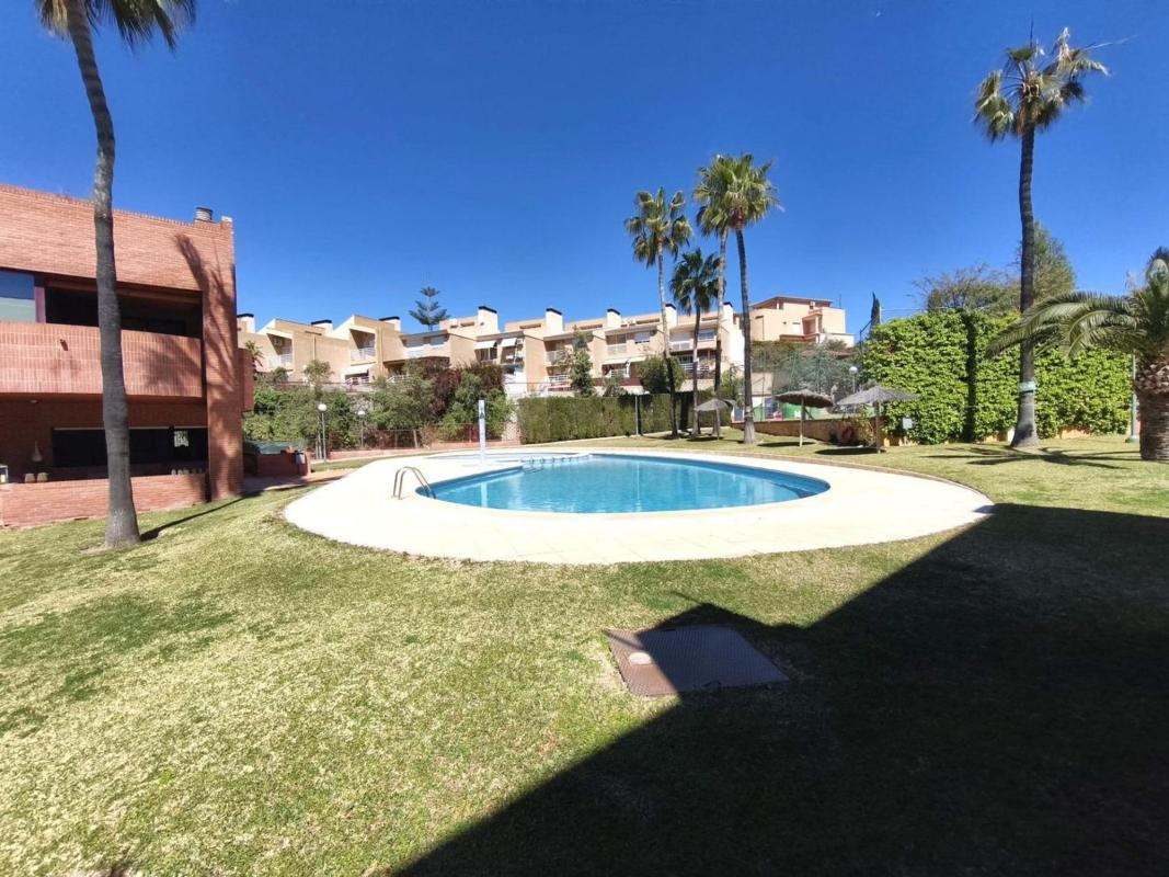 Sale of townhouse in Chalet adosado en Cabo de las Huertas, Alicante / Alacant , Alicante photo 5