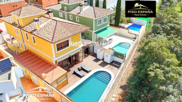 Casa o chalet independiente en Avenida Conrado Albaladejo, Alicante Golf, Alicante / Alacant thumbnail 2