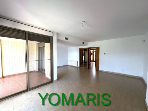 Chalet adosado en Calle conrado albadalejo, Alicante Golf, Alicante / Alacant thumbnail 1