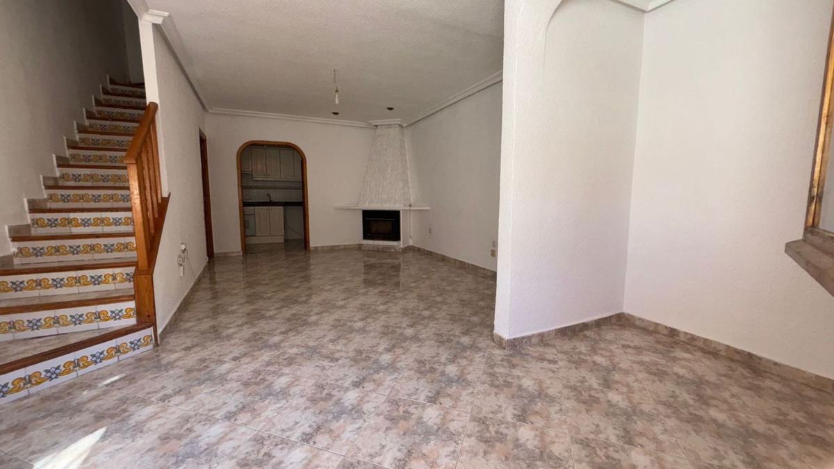 Sprzedaż szeregowego domku w  Chalet adosado en Calle del Salabre, 11, Cabo de las Huertas, Alicante / Alacant , Alicante / Alacant photo 5