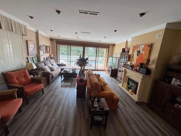 Casa o chalet independiente en Avenida Conrado Albaladejo, 59, Alicante Golf, Alicante / Alacant thumbnail 2