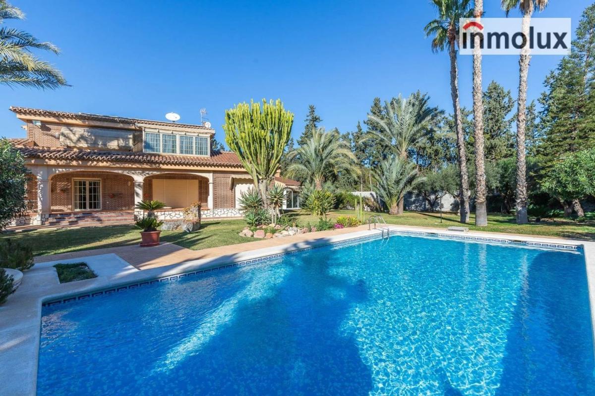 Properties for sale and rent in Spain photo 1