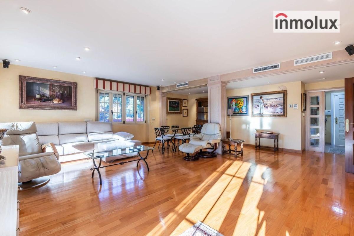 Properties for sale and rent in Spain photo 5