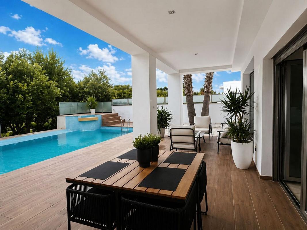 Properties for sale and rent in Spain photo 2