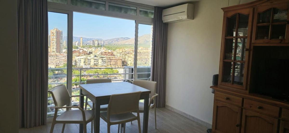 Venta de piso en Piso en Avenida de Portugal, Pueblo Levante, Benidorm, Benidorm
photo 5