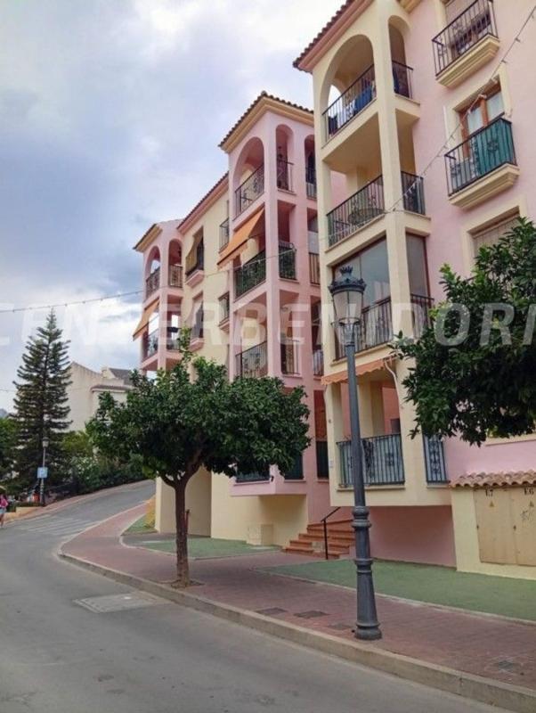 Venta de piso en Piso en Calle Nou de Octubre s/n, Casco urbano, Polop, Polop
 photo 2