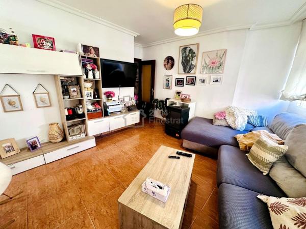 Продажа квартиры на Piso en Calle Gabriel Miró, Poble Nou - Montiboli, La Villajoyosa / Vila Joiosa, Ла Виллахойоса / Вила Хойоса
thumbnail 3