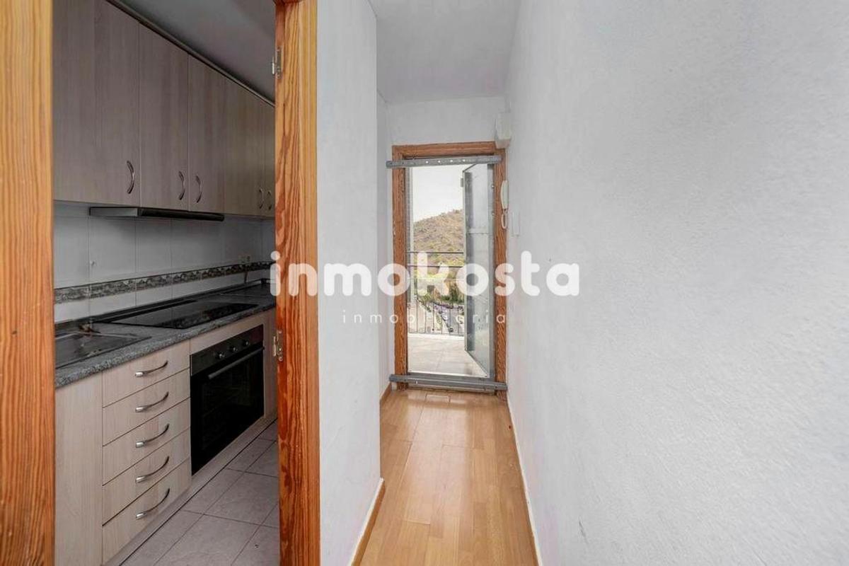 Venta de piso en Piso en Avenida de Montecarlo, Zona Sierra Helada, Benidorm, Benidorm
 photo 4