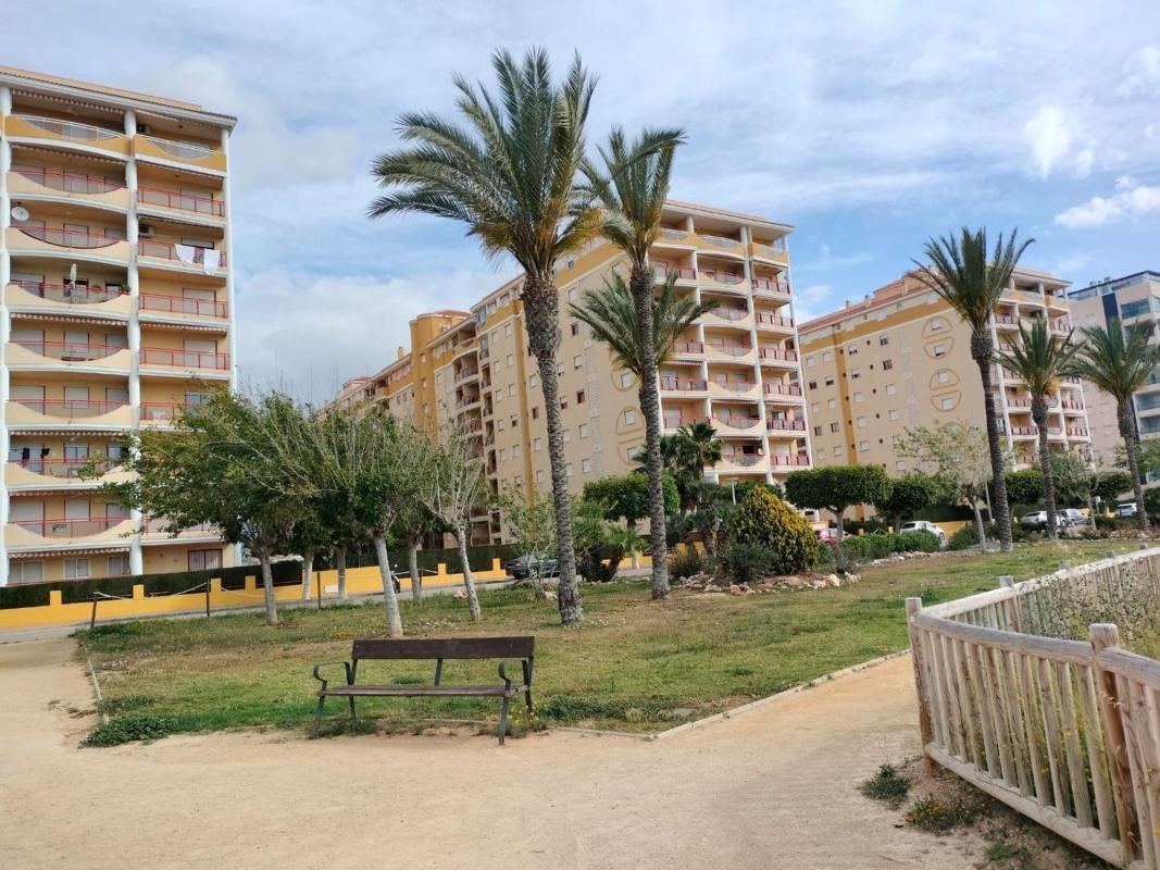 Продажа квартиры на Piso en Platja Vila Joiosa, La Villajoyosa / Vila Joiosa, Ла Виллахойоса / Вила Хойоса
photo 2