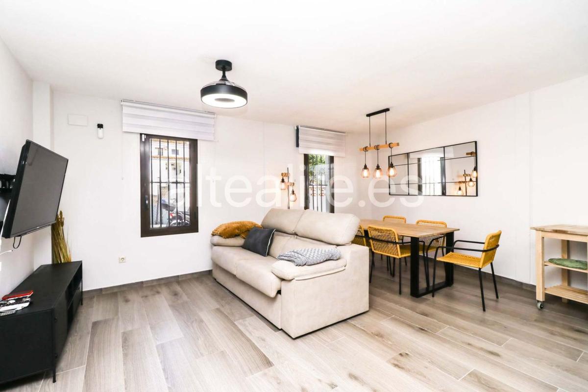 Продажа квартиры на Piso en Calle la Sèquia, Altea Pueblo, Altea, Алтея
photo 4