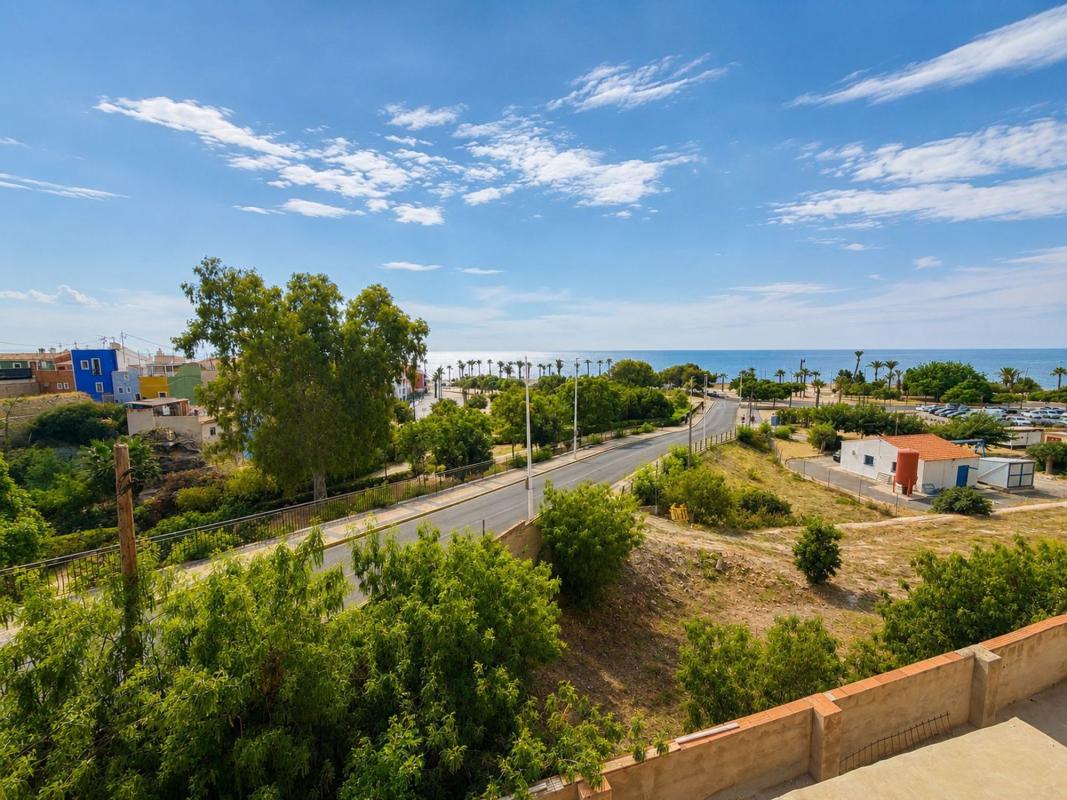 Venta de piso en Piso en Calle Méndez Núñez, 1, Poble Nou - Montiboli, La Villajoyosa / Vila Joiosa, La Villajoyosa / Vila Joiosa
 photo 2