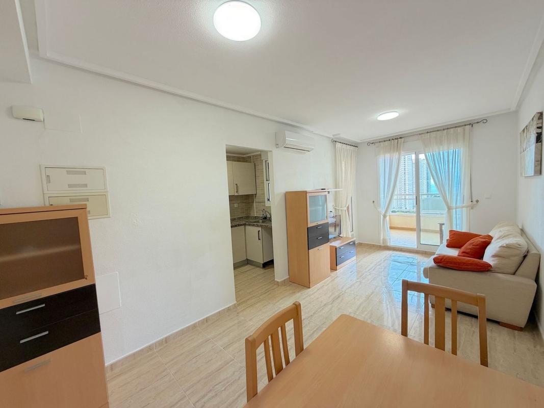 Venta de piso en Piso en Calle Presidente Adolfo Suárez, 18, Pueblo Poniente, Benidorm, Benidorm
photo 2