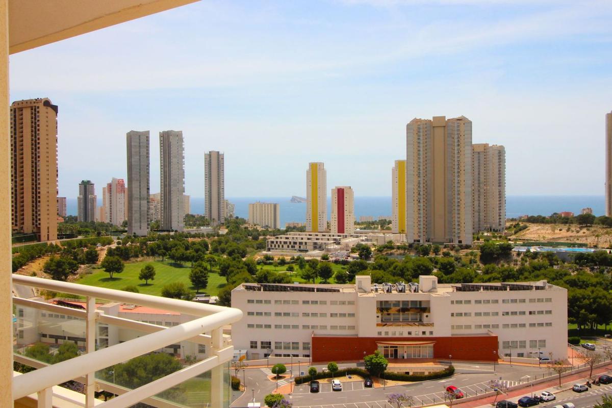 Venta de piso en Piso en Calle Presidente Adolfo Suárez, 18, Pueblo Poniente, Benidorm, Benidorm
photo 5