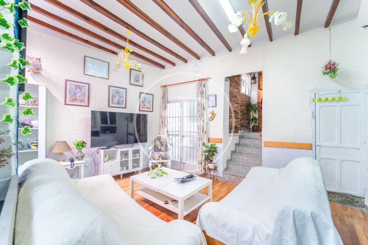 Properties for sale and rent in Spain photo 4
