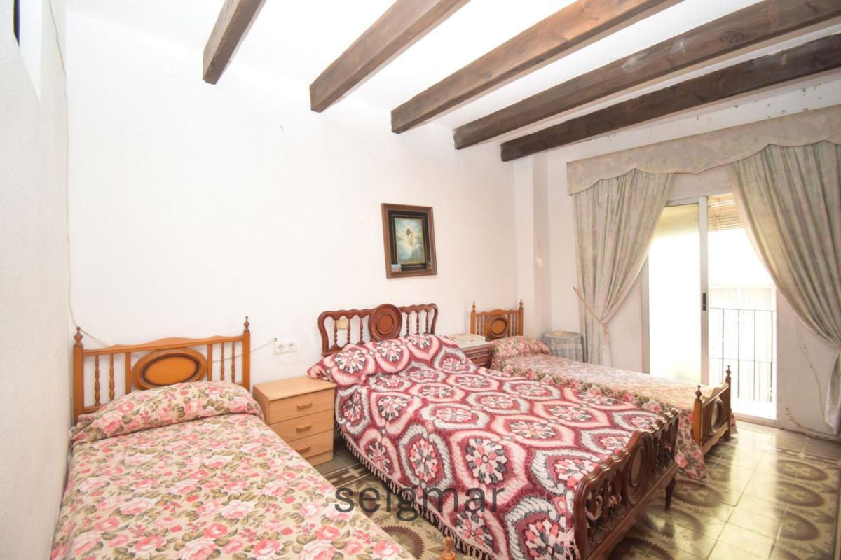 Продажа таунхауса в Chalet adosado en Calle Sant Benet s/n, Platja Vila Joiosa, La Villajoyosa / Vila Joiosa , Ла Виллахойоса / Вила Хойоса photo 2