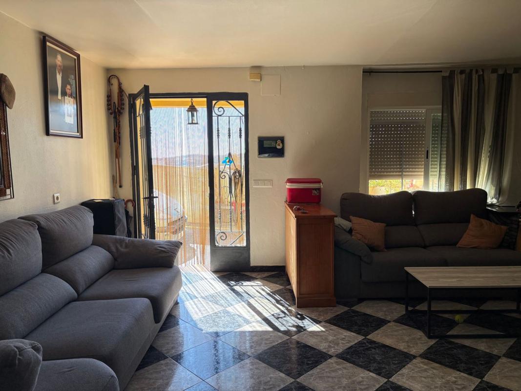 Propiedades en venta y alquiler en España photo 5