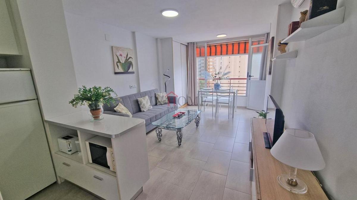 Venta de piso en Piso en Zona Sierra Helada, Benidorm, Benidorm
photo 1