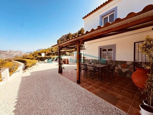Casa o chalet independiente en Tarbena thumbnail 1
